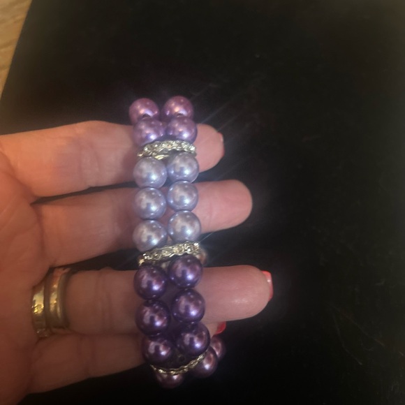 Elegant Purple Beaded Bracelet - Picture 2 of 5